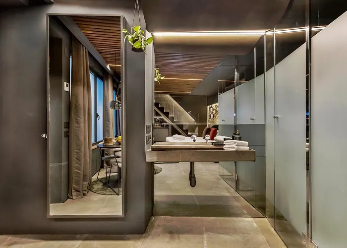 Luxury Evolution Rooms